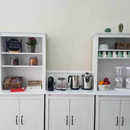 Angelica Bed & Breakfast Napoli Bagian luar foto