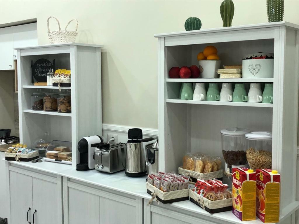 Angelica Bed & Breakfast Napoli Bagian luar foto